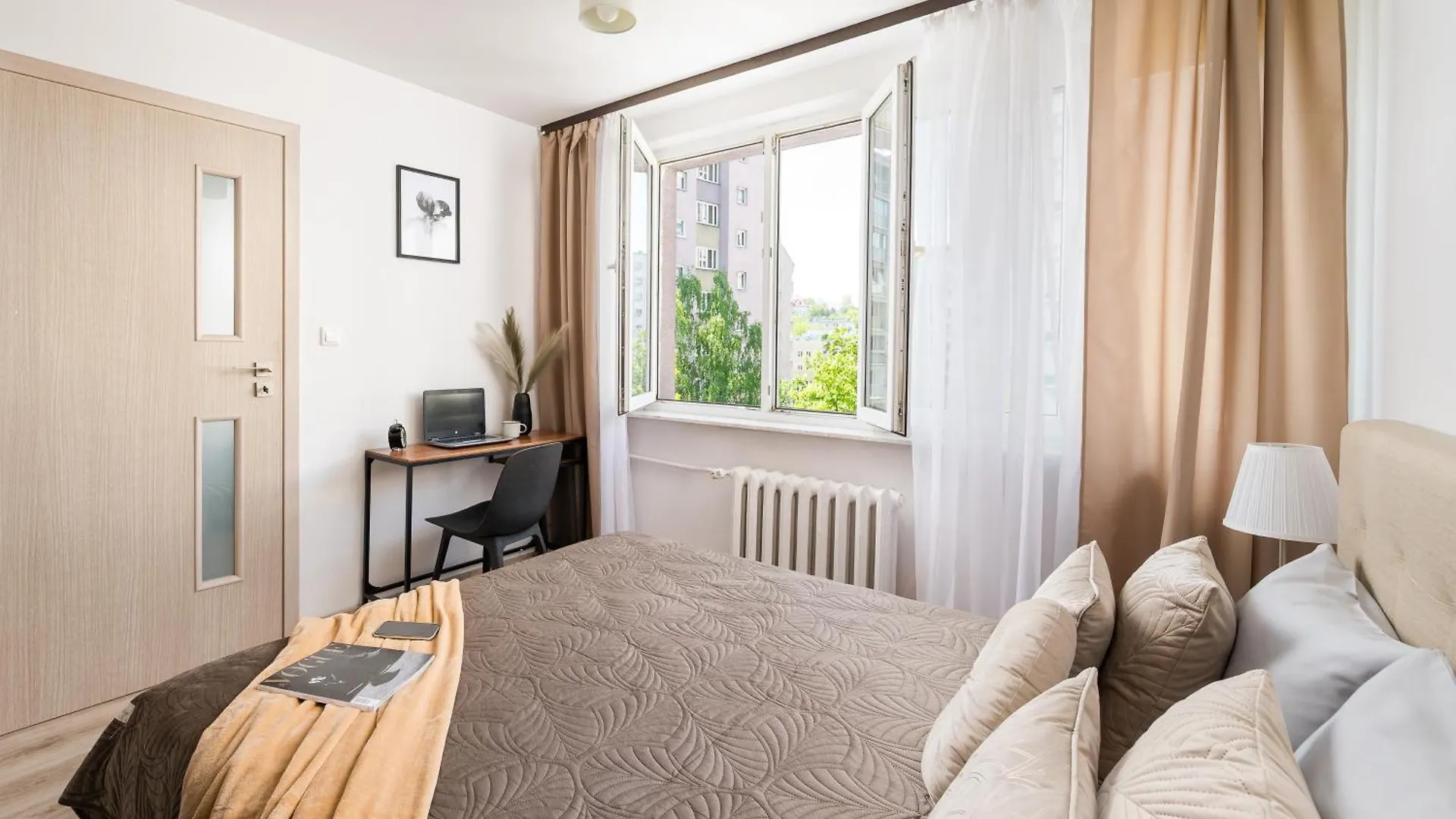 Riverside Retreat By Vistula 2Br & Separate Living Room & Balcony In The Center Warszawa Polska