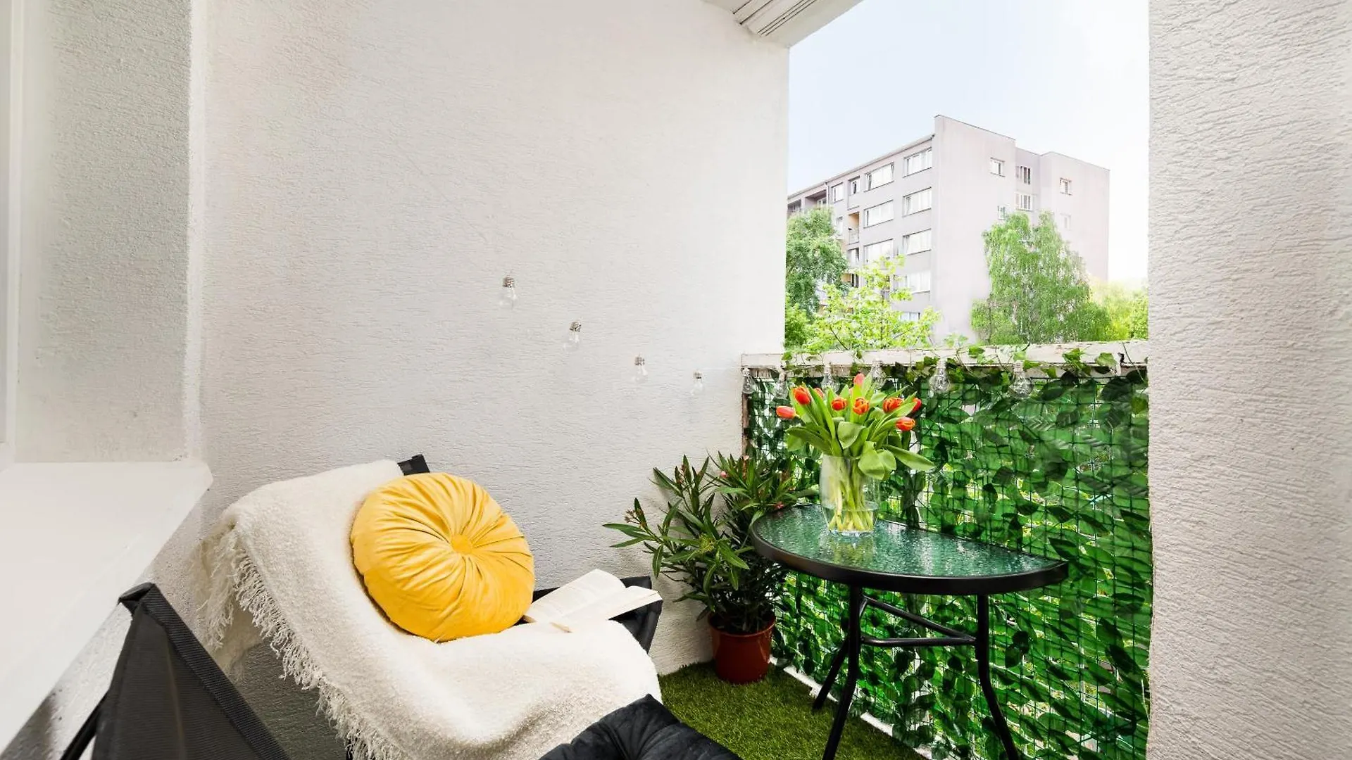 Apartament Riverside Retreat By Vistula 2Br & Separate Living Room & Balcony In The Center Warszawa Polska