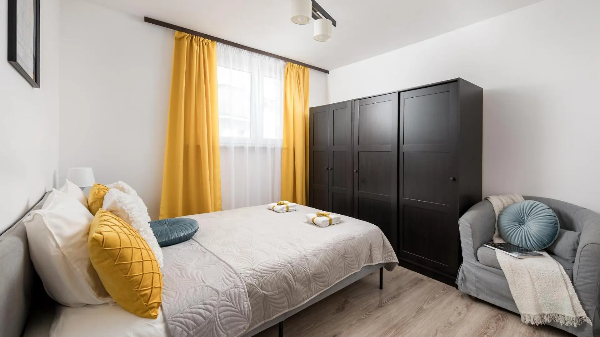 Riverside Retreat By Vistula 2Br & Separate Living Room & Balcony In The Center Warschau 0*,  Polen